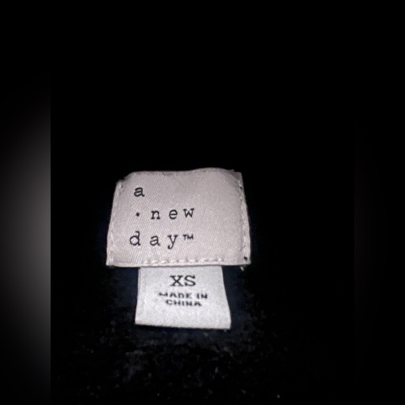 Bonjour Sweater | Size XS - Picture 3 of 4